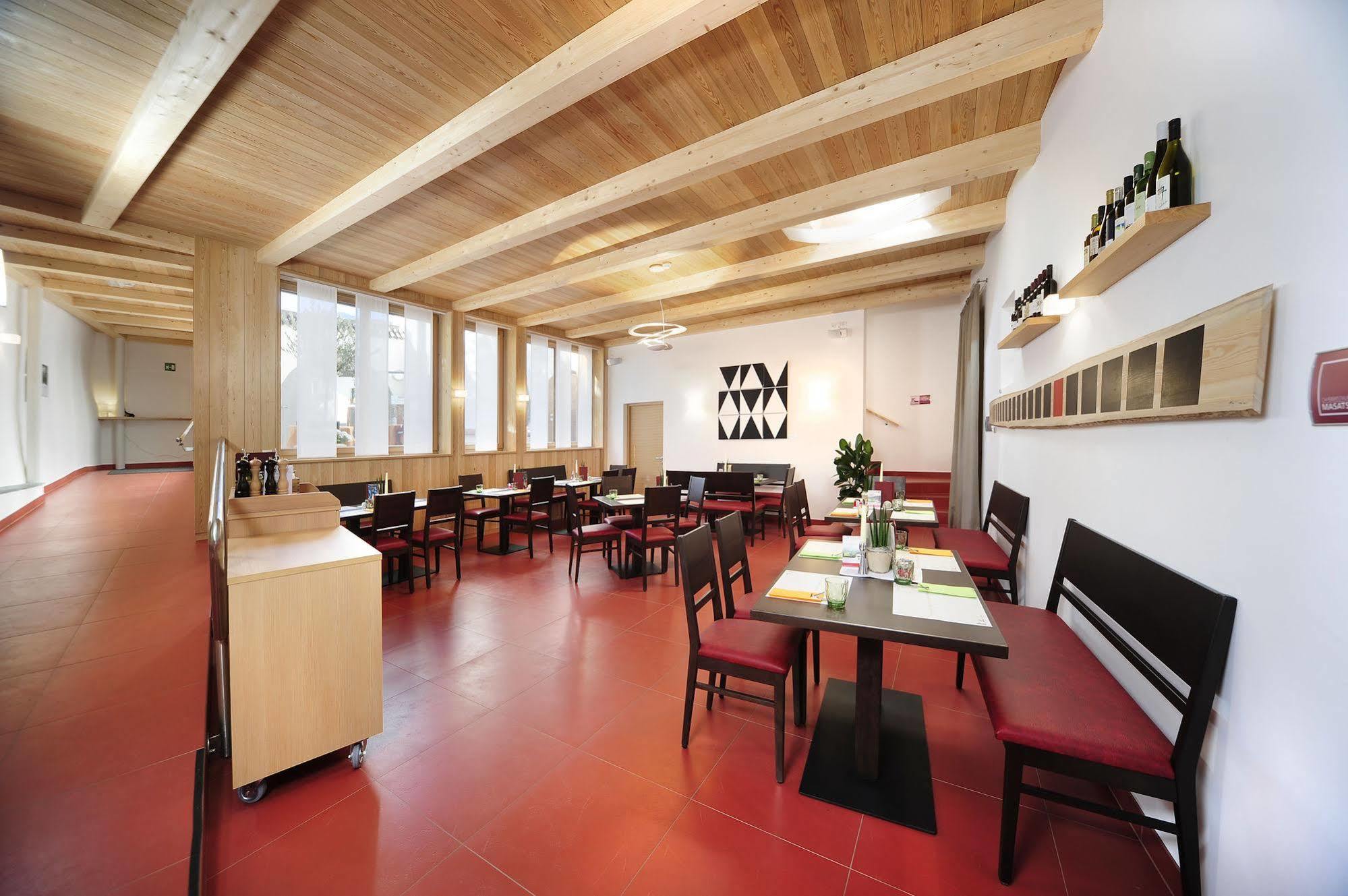 Hotel Masatsch 3*